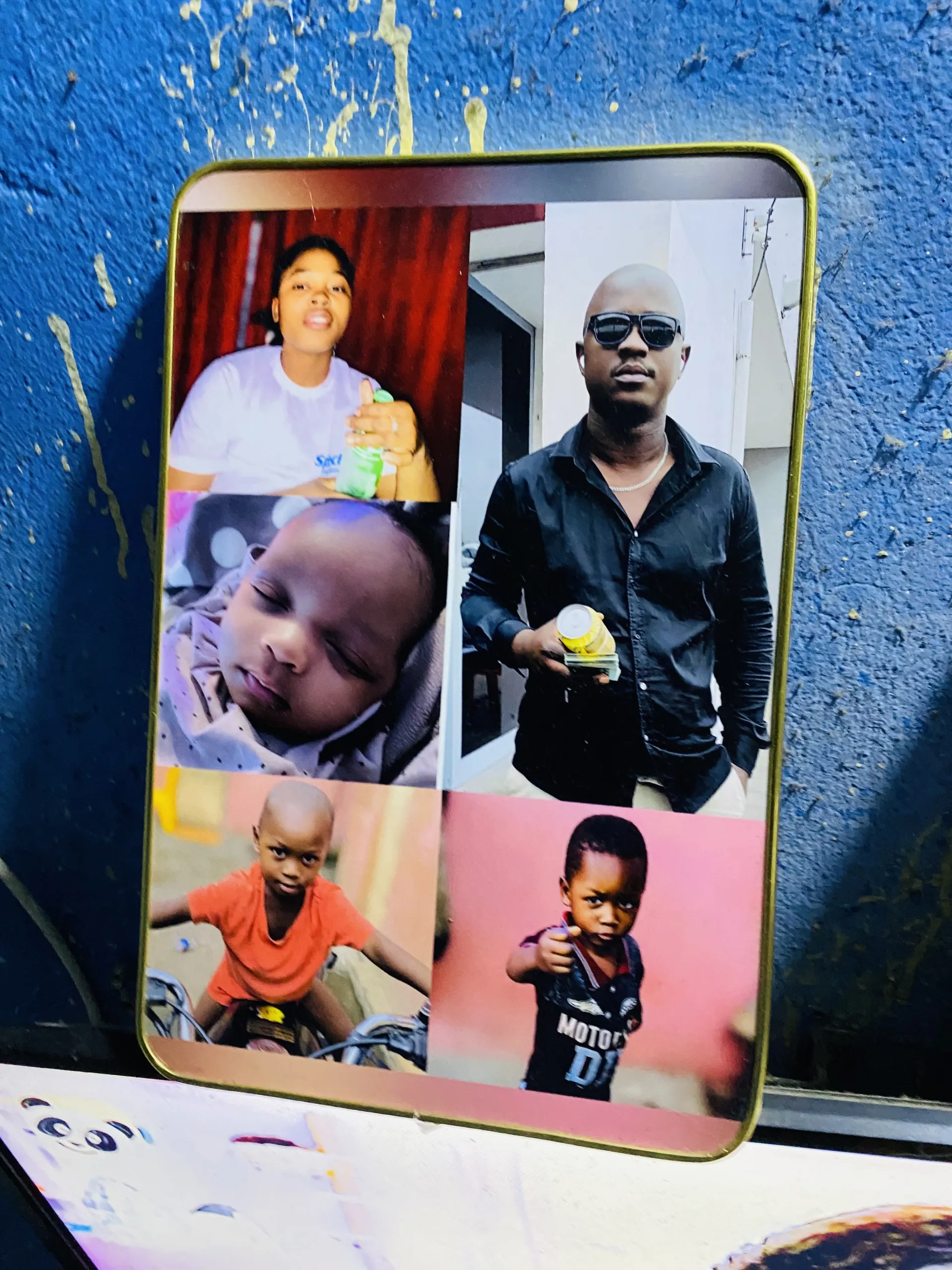 Capa do projeto: Quadro digital A4